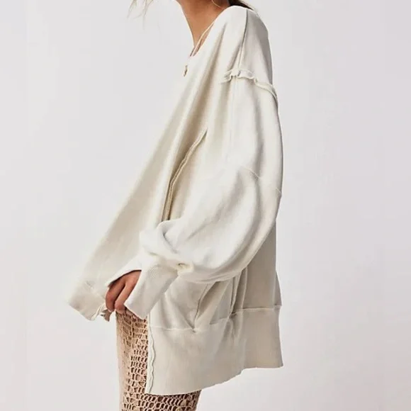 We The Free Camden
Sweatshirt in Grey Opal - Picture 1 of 2